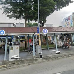 711 ANG MO KIO AVENUE 8 (D20), Retail #522885361